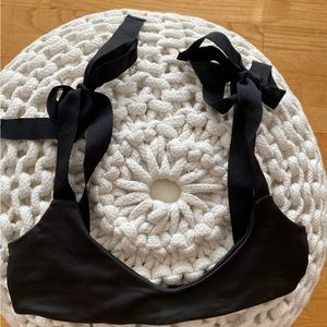 Divino Seas Blanca de Castilla / Black - Top | NWT Size S